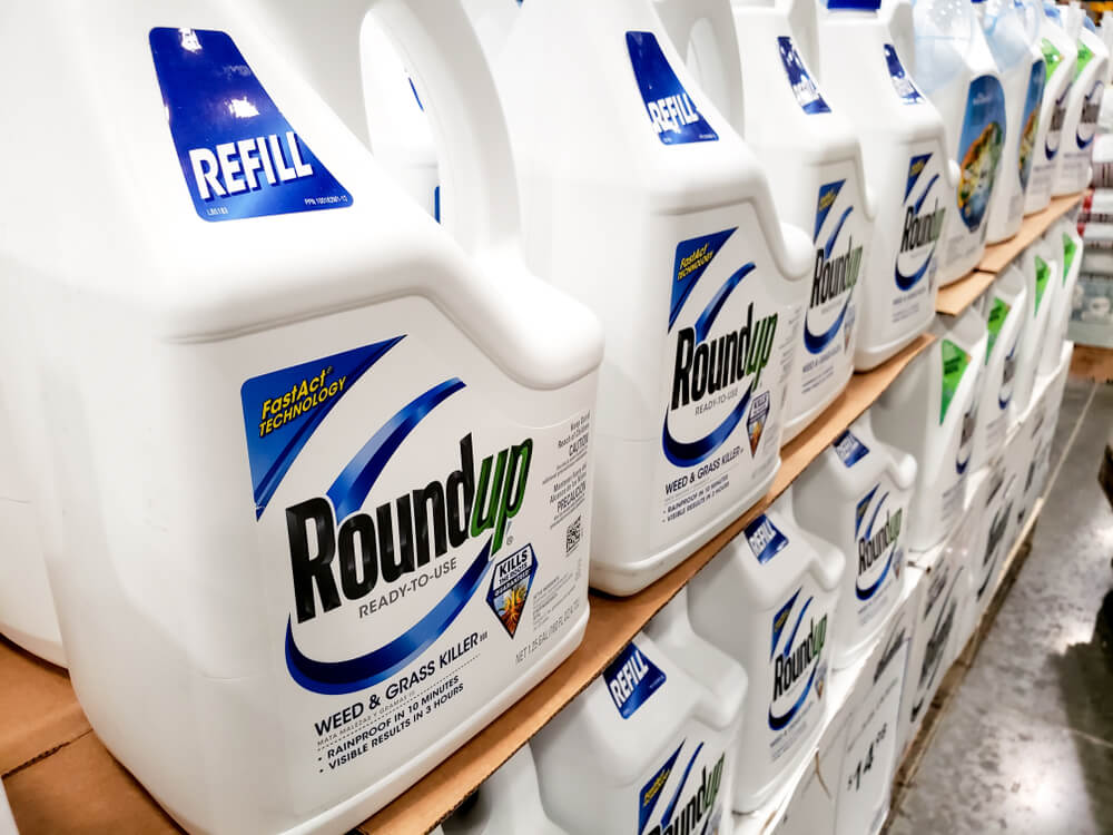 roundup lawsuit alleges roundup causes cancer